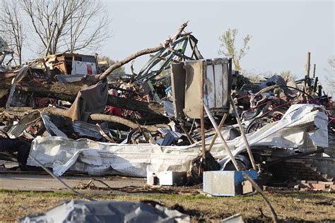 'There's nothing left': Mississippi tornadoes kill 23